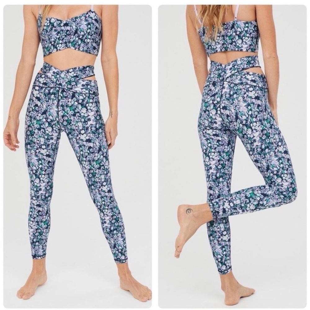 Aerie Offlice Floral Crisscross High-Waist Leggings - Navy Floral